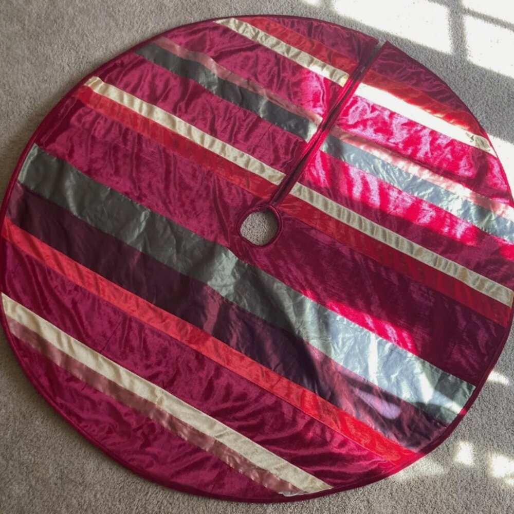 Christmas Tree Skirt Mulit color velvet, satin and tafetta modern pattern, 48'
